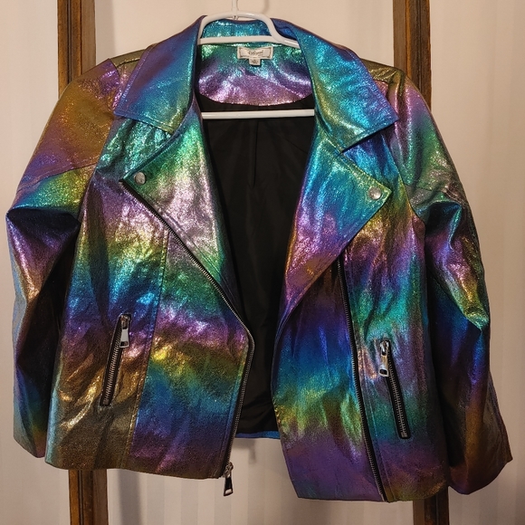 Gorgeous Metallic Sparkly Jacket - Picture 3 of 6
